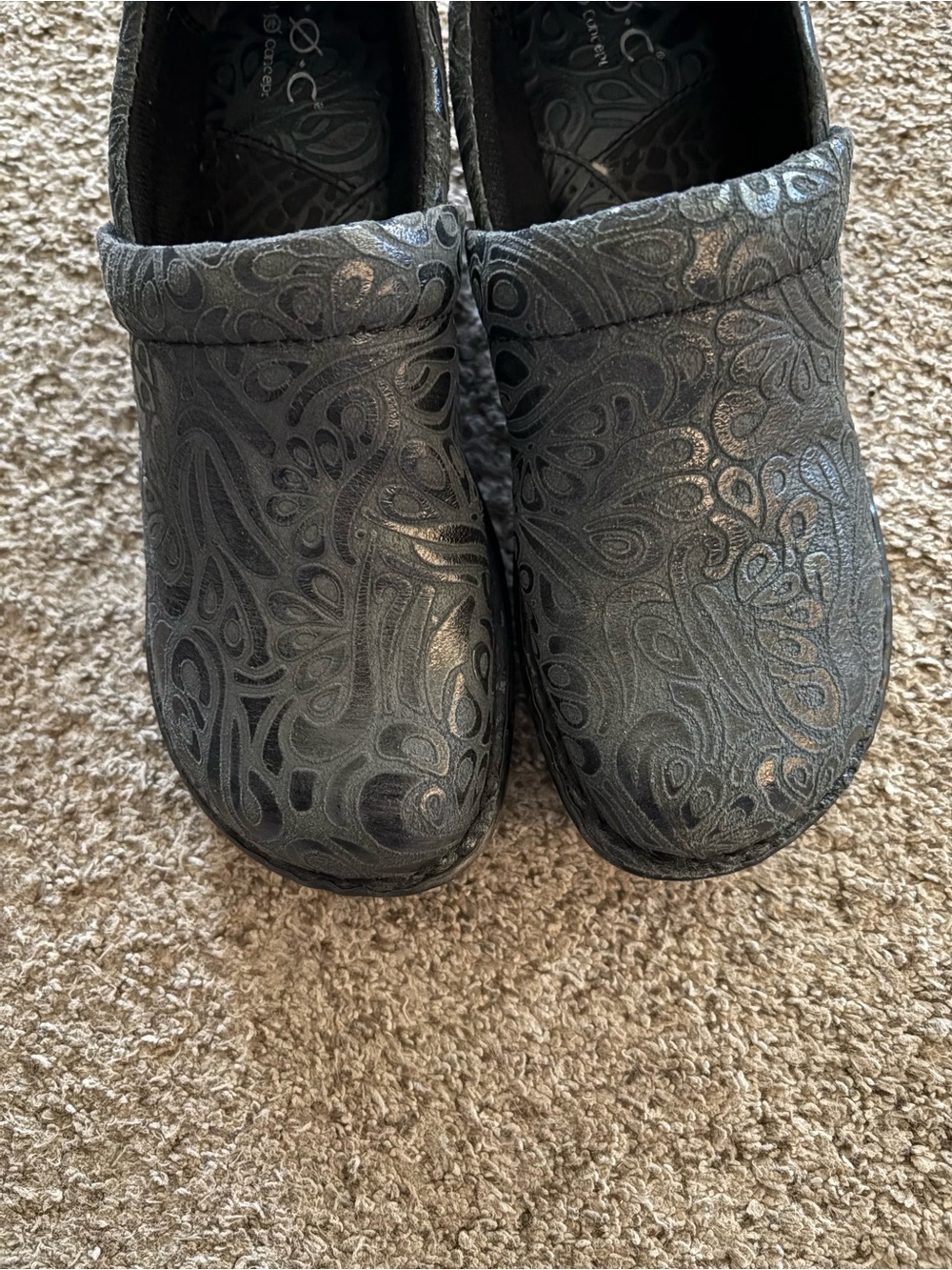 boc Black Metallic Paisley Slip-On Clogs
